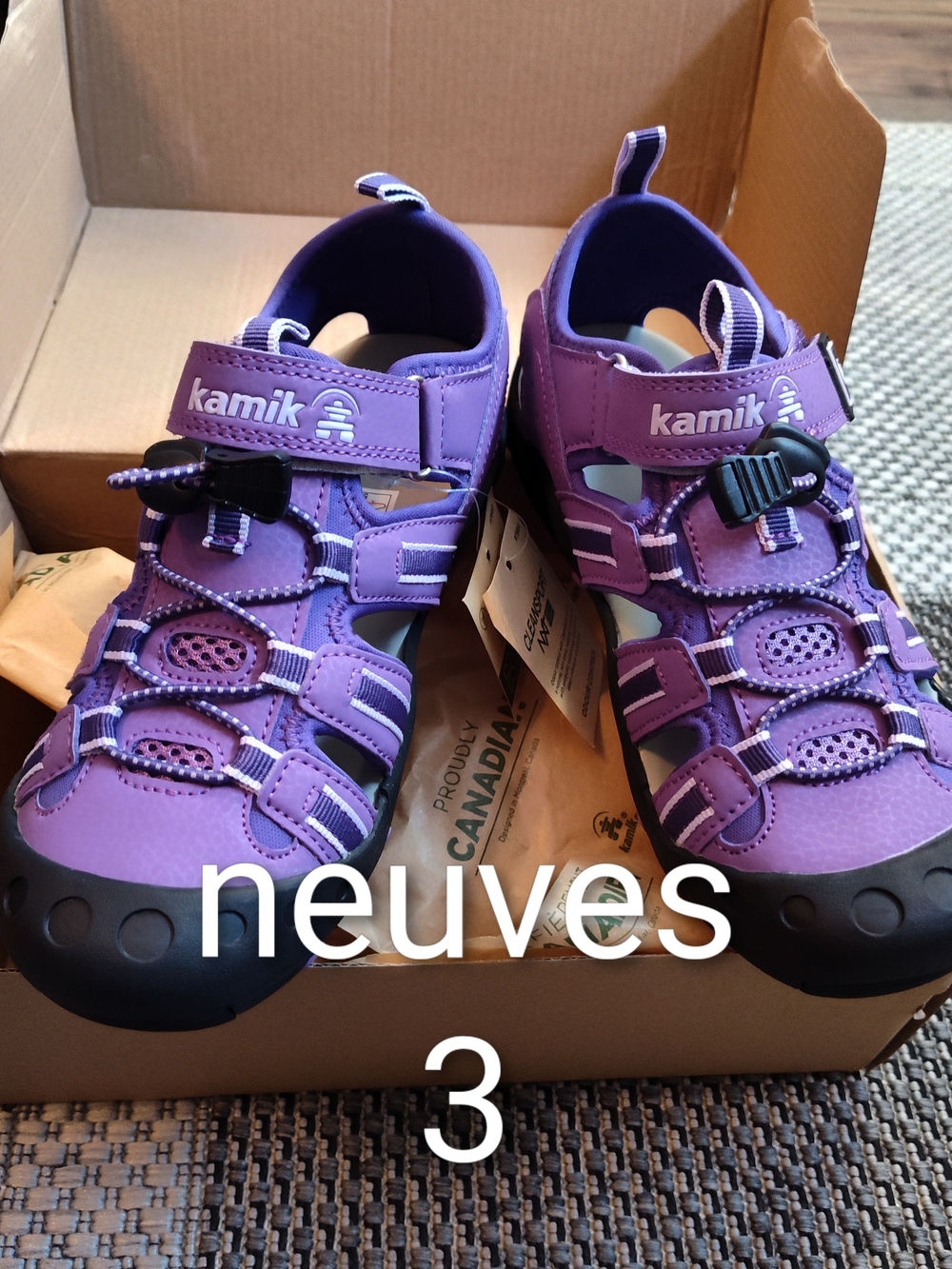 Kamik Kids Purple Closed-Toe Sandals with Bungee Lace